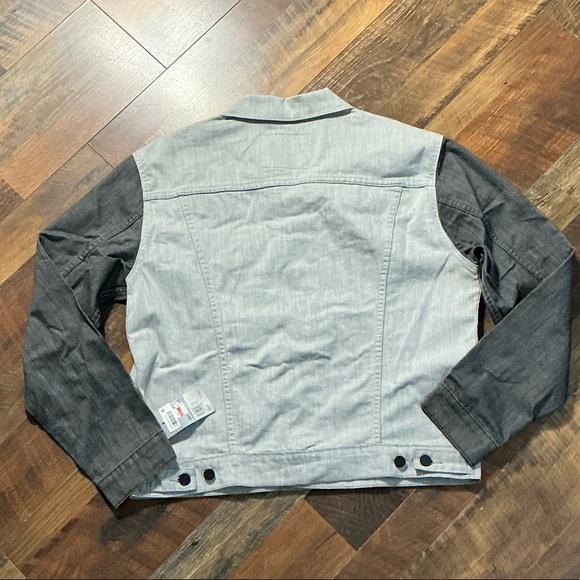 NWT Levi's Premium Two-Tone Denim Trucker Jacket - Gray & Black (Size M) - Picture 9 of 10